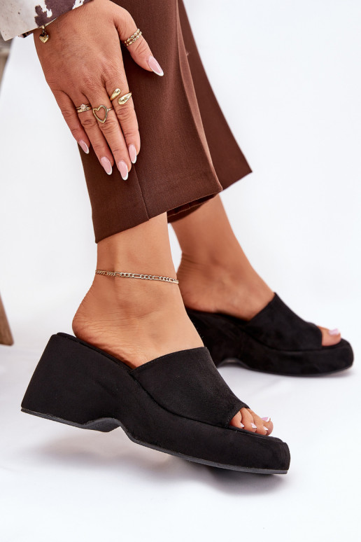 Eko Pantofole da donna in pelle scamosciata con una piattaforma I Koturnie colore nero Afisal