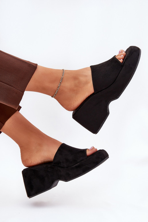 Eko Pantofole da donna in pelle scamosciata con una piattaforma I Koturnie colore nero Afisal