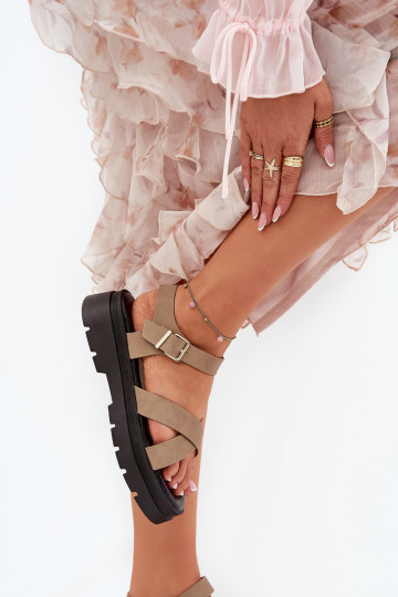 Sandali da donna con una piattaforma in ecopelle colore kaki Gevinniser 2