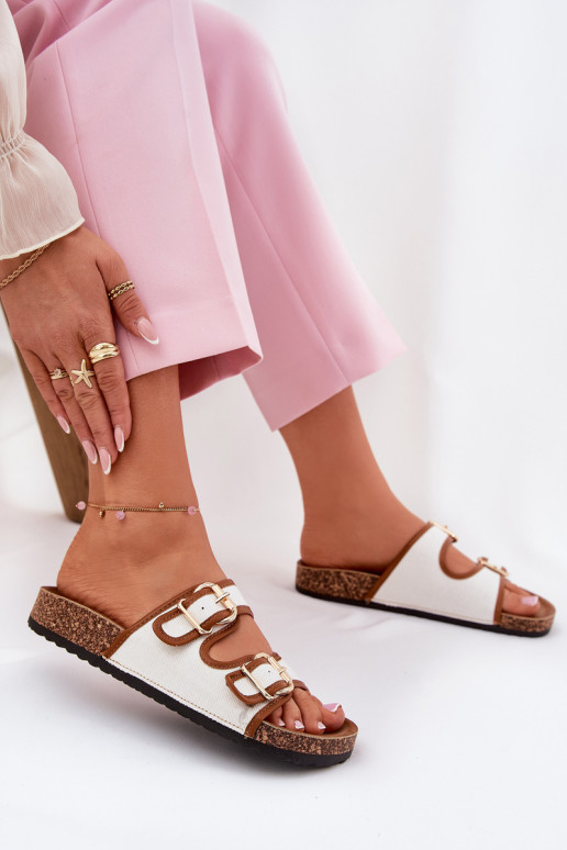  Pantofole da donna con una piattaforma con fibbie Colore bianco Osoffe