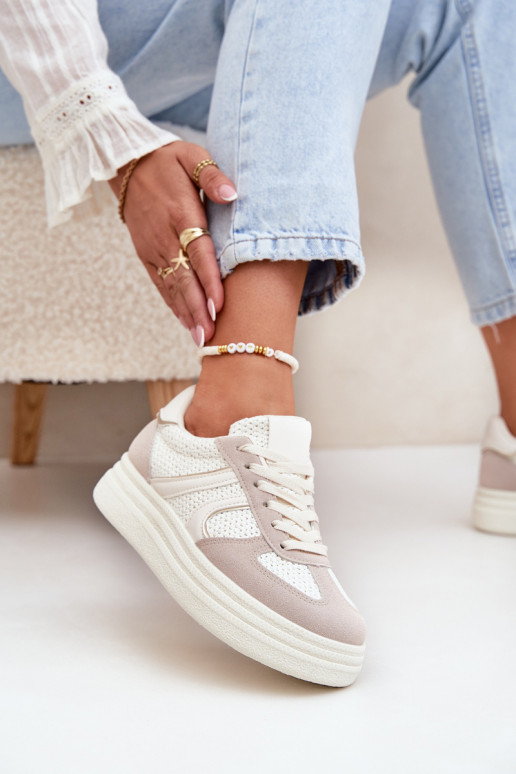 Scarpe modello sneakers Femminile con una piattaforma beige Lesida
