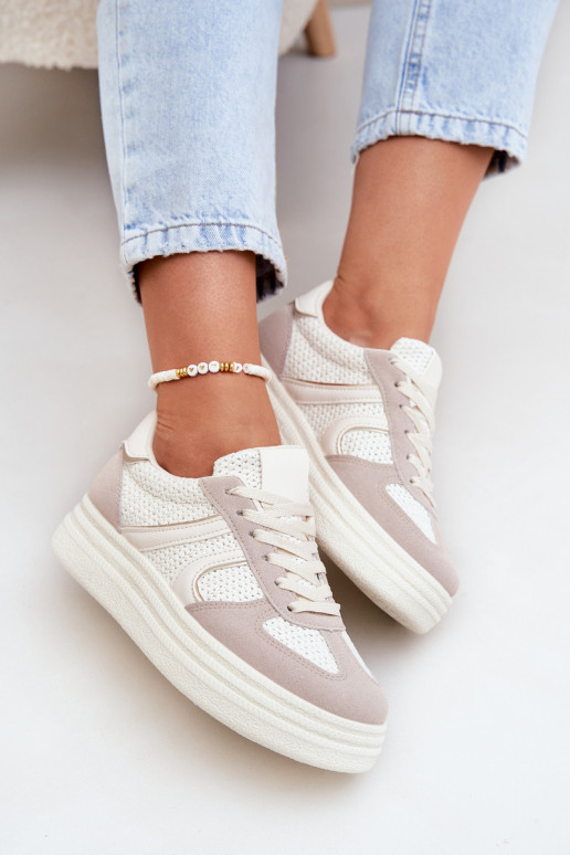 Scarpe modello sneakers Femminile con una piattaforma beige Lesida