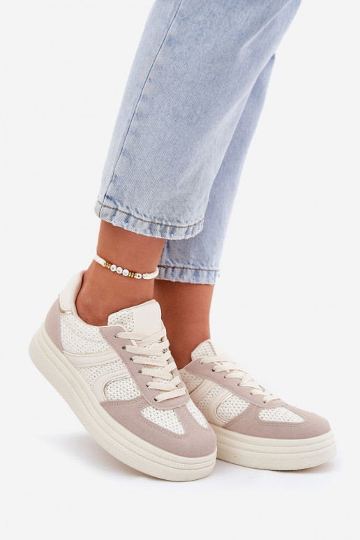 Scarpe modello sneakers Femminile con una piattaforma beige Lesida