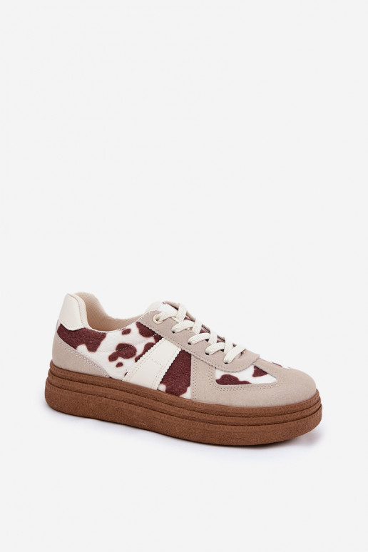 Femminile Scarpe modello sneakers con una piattaforma IN Łaty beige Lincidi