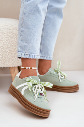 Scarpe modello sneakers Femminile con una piattaforma con bellissimi dettagli colore verde Vinness 2