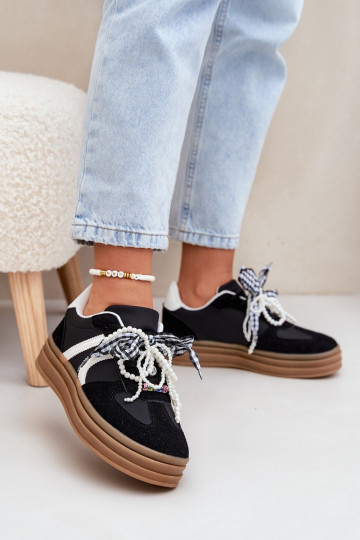 Scarpe sportive modello batai donna con piattaforma e dettagli eleganti neri Vinness