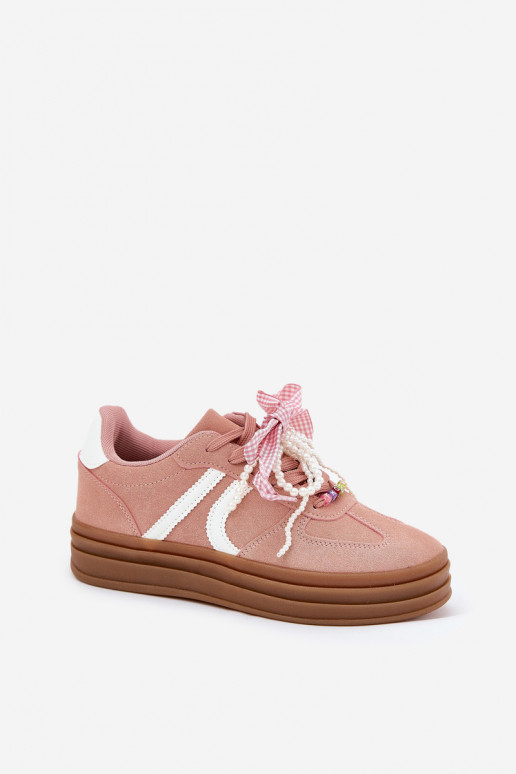 Scarpe modello sneakers Femminile con una piattaforma con bellissimi dettagli colore rosa Vinness