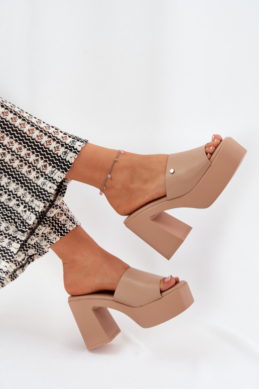 Femminile Pantofole in ecopelle con i tacchi e piattaforma colore kaki Tamirella