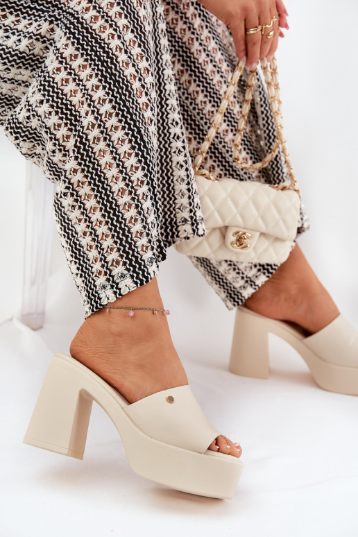 Femminile Pantofole in ecopelle con i tacchi e piattaforma colore avorio Tamirella