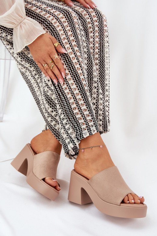 Pantofole da donna con i tacchi e piattaforma colore kaki Omeisa