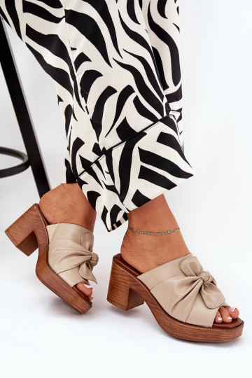 Pantofole da donna con i tacchi in ecopelle beige Kikilla