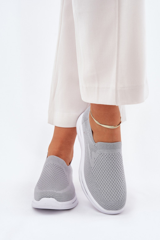 Femminile Scarpe da ginnastica  Un modello convincente colore grigio Adiora