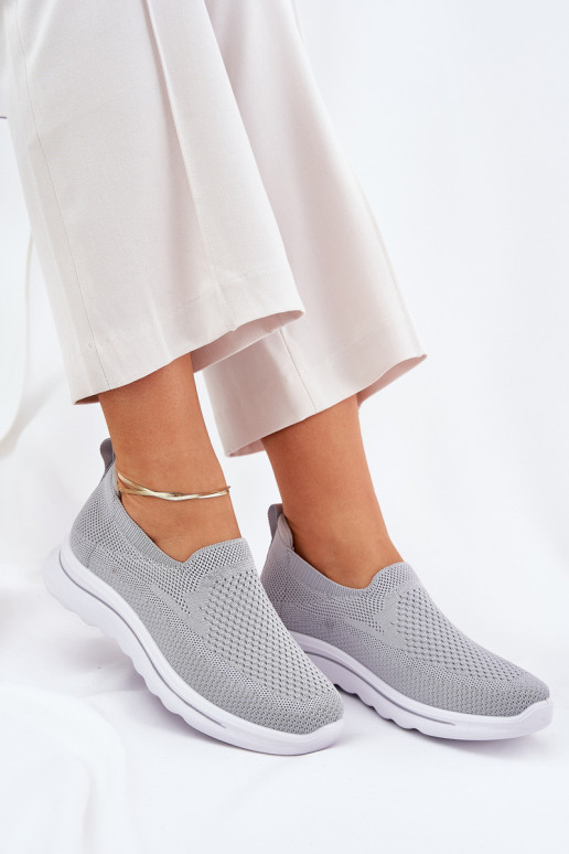 Femminile Scarpe da ginnastica  Un modello convincente colore grigio Adiora