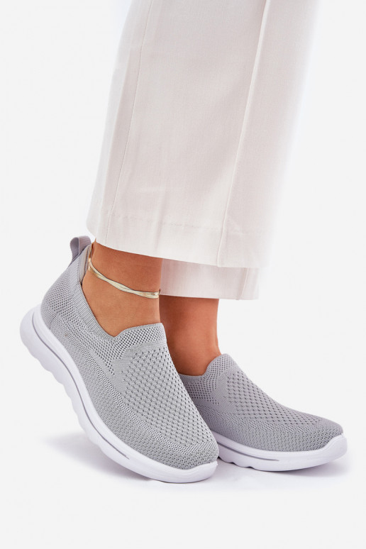 Femminile Scarpe da ginnastica  Un modello convincente colore grigio Adiora