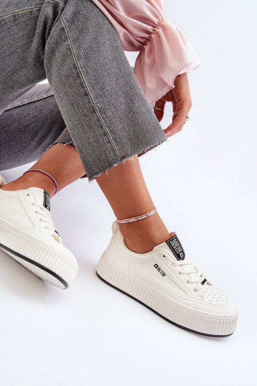 Scarpe modello sneakers Femminile con una piattaforma Big Star NN274254 Colore bianco